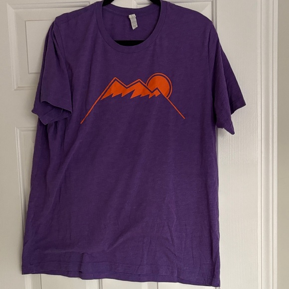 Set of tshirts - Picture 2 of 9